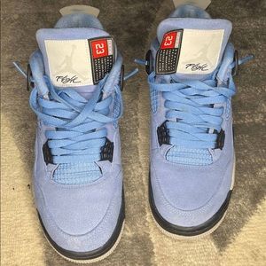 AUTHENTIC:Jordan 4 university blue